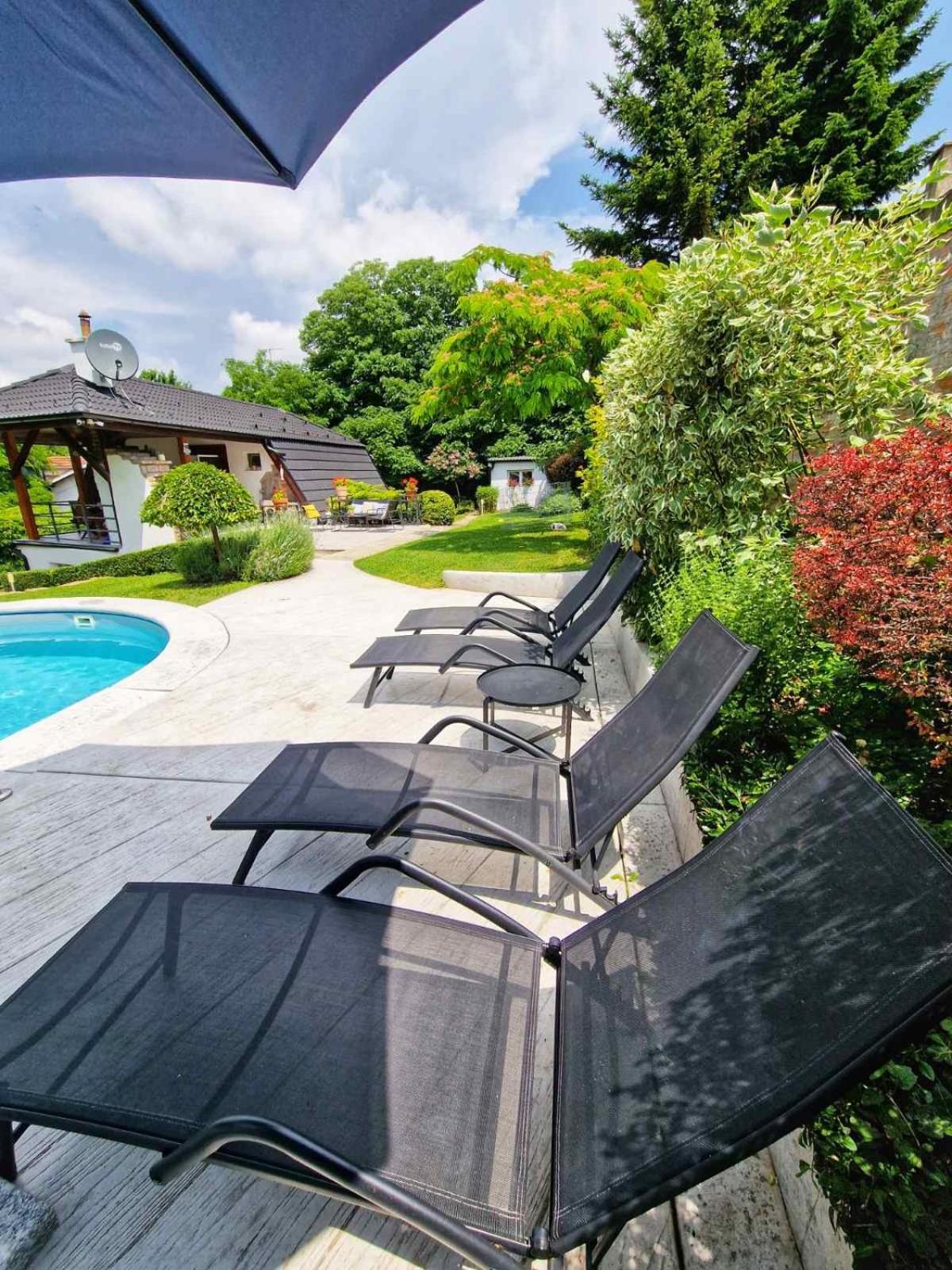 Riverside Pool Villa Novi Sad Eksteriør bilde